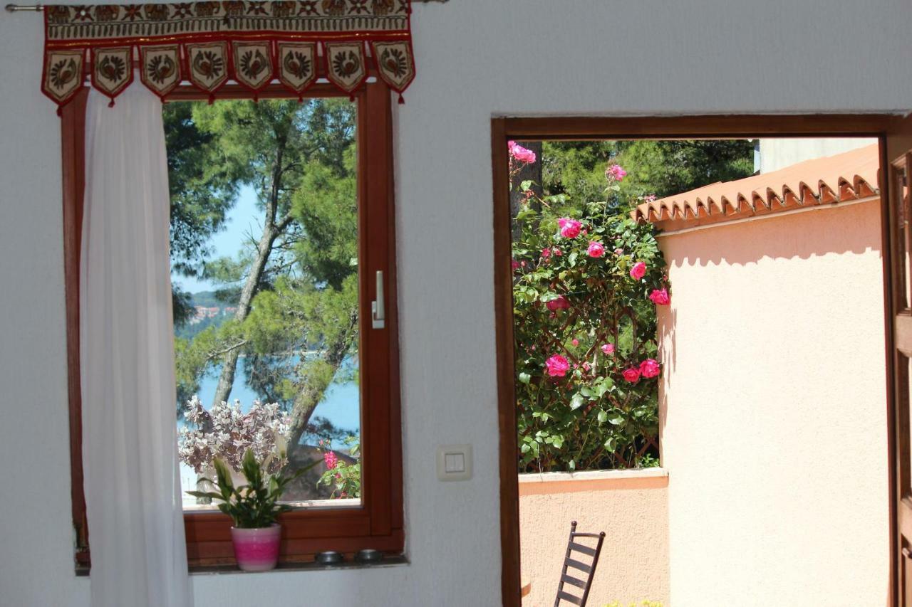 Apartments Villa Lucu Rovinj Eksteriør bilde